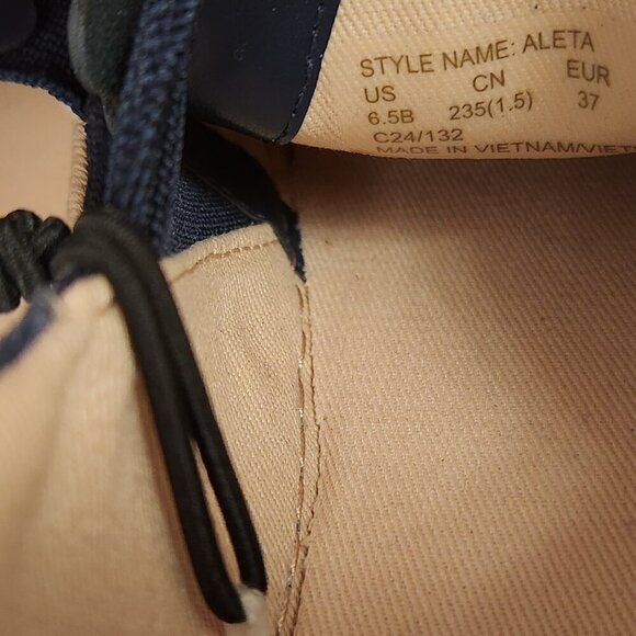 NWOB Kate Spade Aleta Scalloped Slip-on Sneakers. MSRP $129. Size 6.5. N UWT - Picture 6 of 10